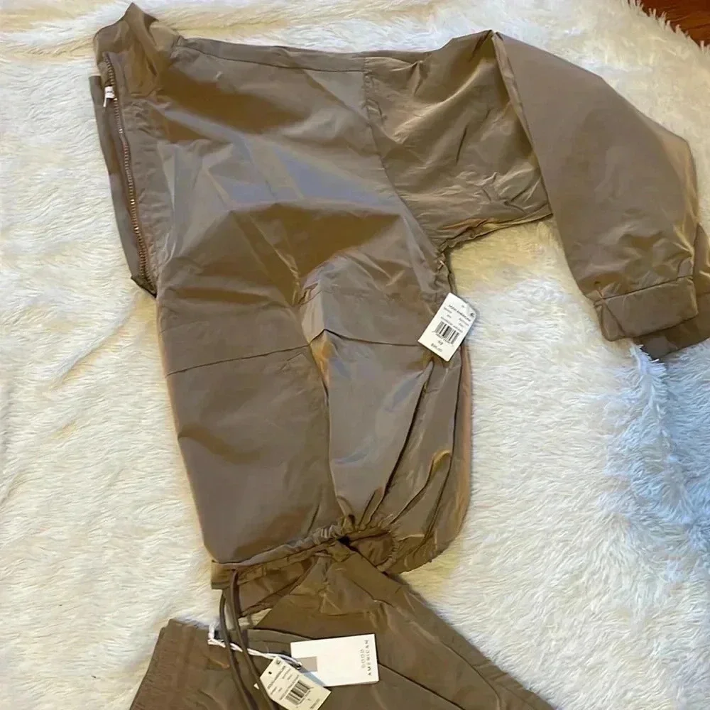 Good American set of pants and sweatshirt